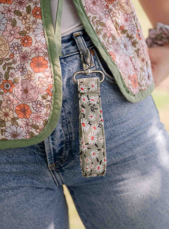 Daisy Keychain
